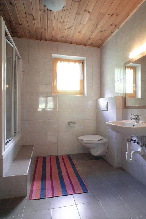 Vila Ferienhaus Silvia Martello Pokoj fotografie